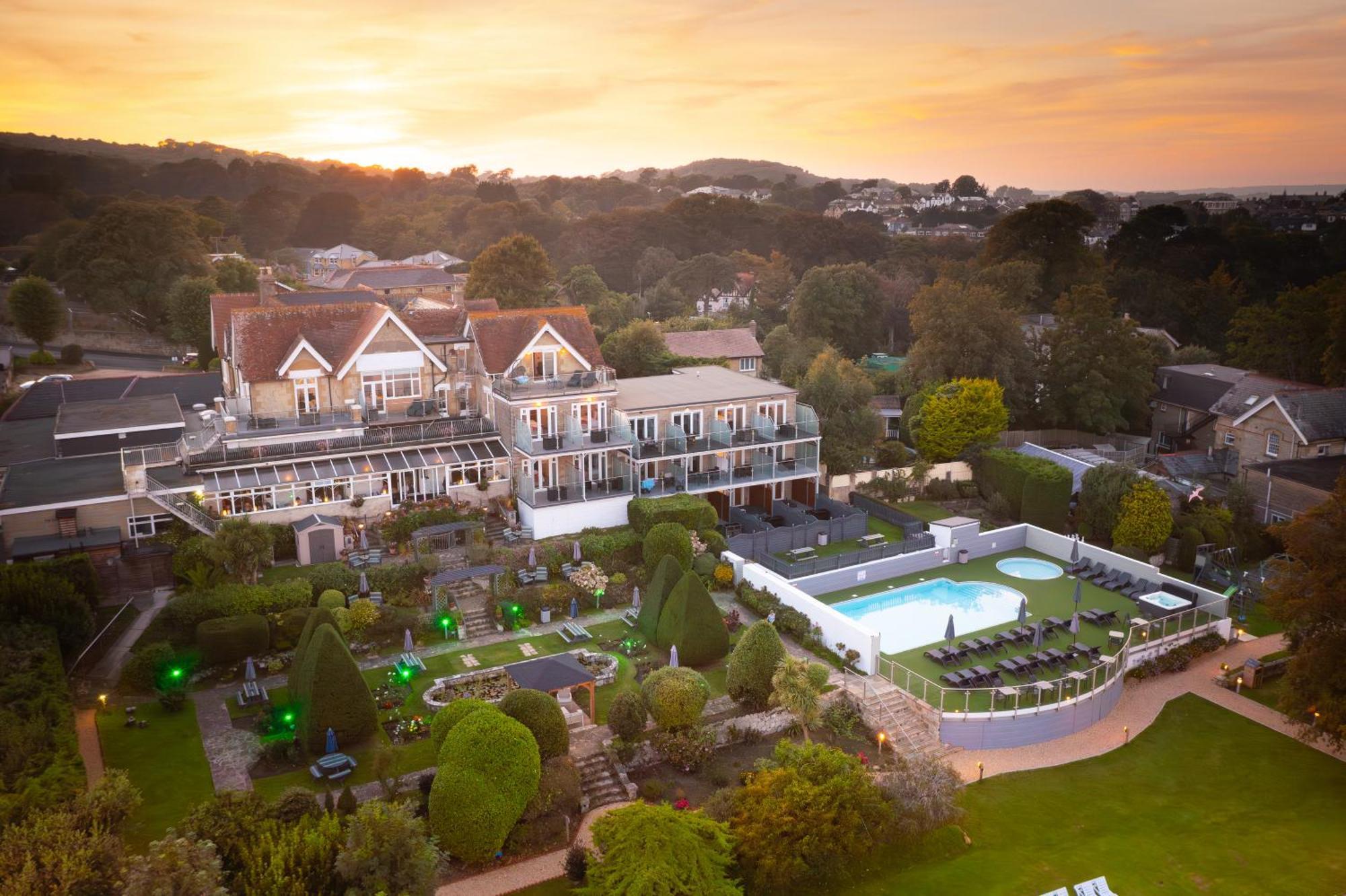 Luccombe Hall Hotel Shanklin Exterior photo